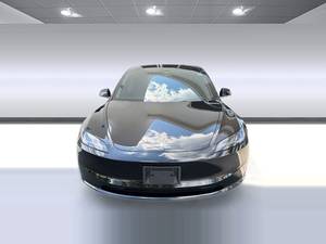 รถยนต์ส่วนบุคคลรุ่นฮิต ปี 2025 Model 3 Long Range Sedan AWD 26kWh - Product Image 2