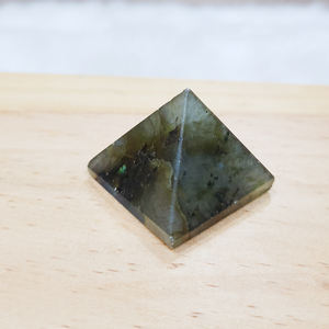 ปิรามิดคริสตัลลาบราดอไรต์ขัดอาเกตเทคนิคแกะสลักของขวัญตกแต่งงานแต่งงาน1สีตัวนำโชคความรักธรรมชาติ - Product Image 2