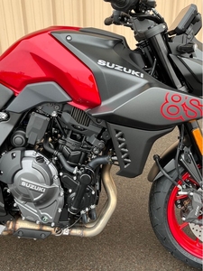 ข้อเสนอขายส่ง รถมอเตอร์ไซค์รุ่นใหม่ปี 2026 GSX8S Standard 776cc พร้อมล้อสีแดงและดิสก์เบรกคู่ - Product Image 3