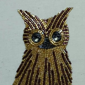 Ornement suspendu artisanal en forme de fleur, broderie perlée, symbole traditionnel pour mur, élégant accent scintillant, exportations - Product Image 1