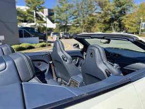 CLEAN 2018 Maserati Gran Turismo Sport Cabriolet Conduite à Gauche - Product Image 5