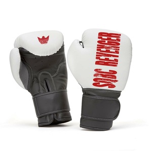 Gants de boxe en cuir véritable personnalisés OEM Excellente protection Gants de boxe en cuir de vachette de performance avec prix de gros - Product Image 1