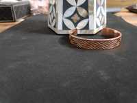 Nouvel ensemble de bracelets en cuivre moderne et antique avec zircon pour femme, idéal pour les mariages et les soirées de luxe