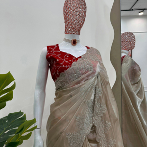 Beau saree de créateur avec fil et séquence et chemisier - Product Image 1