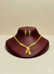 สร้อยคอแบบยาวประดับทอง 24K ชุบทองคำแท้ ให้ลุคหรูหราสำหรับผู้ที่ชื่นชอบเครื่องประดับยุคใหม่ - Product Image 4