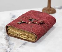 NEW ERA Carnet de notes/agenda vintage en cuir véritable rouge à motifs floraux, couverture rigide, fait main, reliure cousue, 100 feuilles