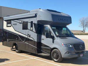 Nueva Autocaravana Todoterreno 4x4 2026 para Uso en Vehículos/Autos, 4-6 Personas, Precio Económico, Envío a Todo el Mundo - Product Image 1