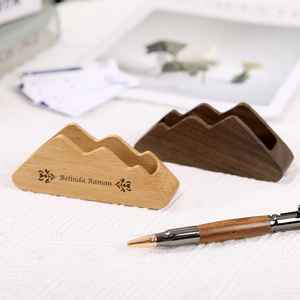 Tarjetero de Madera de Alta Calidad |   Estuche para Tarjetas Bancarias de Madera Natural Sólida |   Almacenamiento de Tarjetas Minimalista Hecho a Mano - Product Image 2