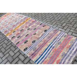 Tapis vintage, tapis turc de 3,9 x 11,8 pieds, tapis Kilim bleu rose avec motifs de plantes et d'arbres - Product Image 4