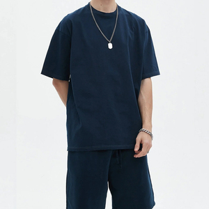 Ensemble de vêtements de sport d'été pour hommes respirants avec logo personnalisé T-Shirt en coton respirant avec short Short de sport décontracté Service OEM - Product Image 6