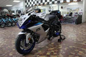 VENTA de Motocicletas Suzuki GSX R600 2026 Nuevas Deportivas con Garantía - Product Image 4