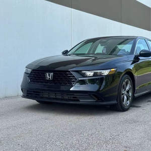 USADO 2024 Volante a la izquierda Bajo kilometraje Transmisión automática Asientos de cuero todo en perfecto estado listo para enviar - Product Image 1