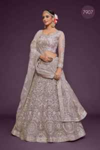 Tendance Bollywood lehenga choli tenue de créateur mode ethnique nuptiale de haute qualité pour les femmes commande en gros bon marché - Product Image 2