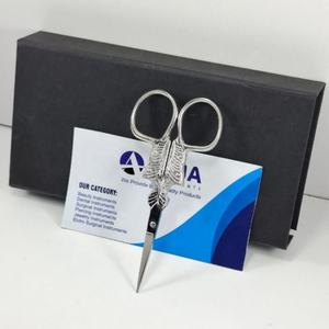 Ciseaux de broderie fantaisie Offre Spéciale petites lames tranchantes poignée décorative coupe-fil précis outil d'artisanat de couture pour le bricolage - Product Image 1