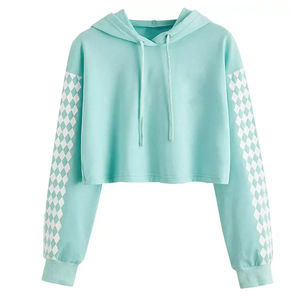 Sweat-shirt à capuche court en molleton de coton pour femme, style streetwear, avec logo personnalisé sur le devant - Product Image 1