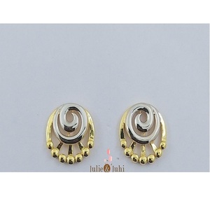Boucles d'oreilles clous pour femmes en or 22 carats avec un attrayant aspect rhodié jaune, parfaites pour les bijoux de mariée, les cérémonies de fiançailles - Product Image 1