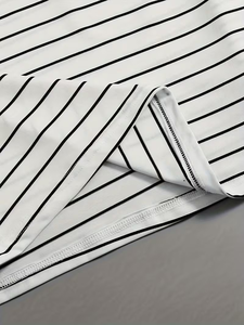 เสื้อยืดลายทางคลาสสิกสำหรับสุภาพสตรีที่เป็นมิตรกับสิ่งแวดล้อมในฤดูใบไม้ผลิ/ฤดูร้อน |   เสื้อแขนสั้นเนื้อผ้านุ่มสบายผิว มีกระเป๋า ผลิตในบังกลาเทศ - Product Image 6