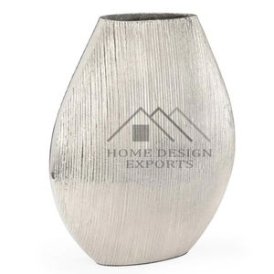 Meilleure vente Vase de table décoratif en fonte d'aluminium pour la maison Vase à fleurs en poterie argentée pour le salon Occasions de mariage - Product Image 1