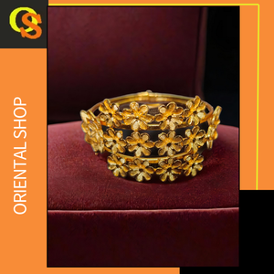 Anillo de súper calidad con chapado en oro de 22 quilates y diseño de flores, anillo hecho a mano de estilo moderno, joyería a la venta - Product Image 2