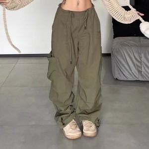 กางเกงคาร์โก้โอเวอร์ไซส์สไตล์ลำลองสำหรับผู้หญิงกางเกงคาร์โก้แบบปรับแต่งได้มีหลายกระเป๋า - Product Image 3