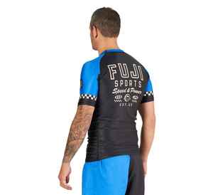 Spandex à manches longues OEM blanc et noir Compression Rash Guard pour BJJ MMA Design uni personnalisé fabriqué au Pakistan - Product Image 6