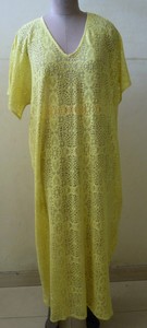 Vestido maxi con cuello en V para mujer, cómodo para el verano. - Product Image 2