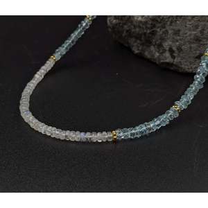 Collier perlé style bohème en aquamarine, pierre de lune arc-en-ciel et perles, plaqué or, chaîne religieuse tendance pour cadeaux - Product Image 1