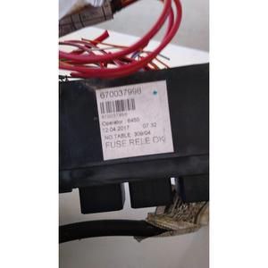 กล่องฟิวส์ M156E มาเซราติ เลวานเต้ ซีรีส์ (16>) 670037998 เบนซิน 3.0 - Product Image 2