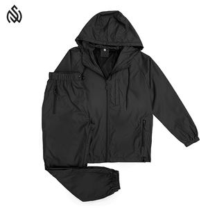 Survêtement coupe-vent personnalisé pour hommes Ensemble de pantalons cargo en nylon à fermeture éclair légers et coupe-vent vierges - Product Image 1