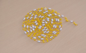 <b>Best</b> Quality Gold Plated Rice Pearl & Yellow 3-4 mm Glass Beads Rondelle Rosary Chain, Wire Beaded Chain for Jewelry Making - Product Image 4