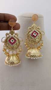 Tradicional Regal Heritage Jhumkas Set Artesanía y Royal Charm Latón Hecho Producto a granel Diseño personalizado - Product Image 6