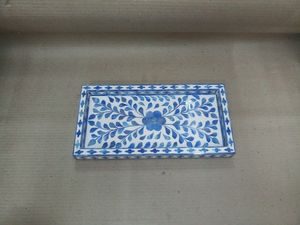 Mini plateau de service floral élégant Plateau en bois décoratif complexe avec incrustation d'os bleu Design Maison Taille personnalisée Bois de résine - Product Image 3