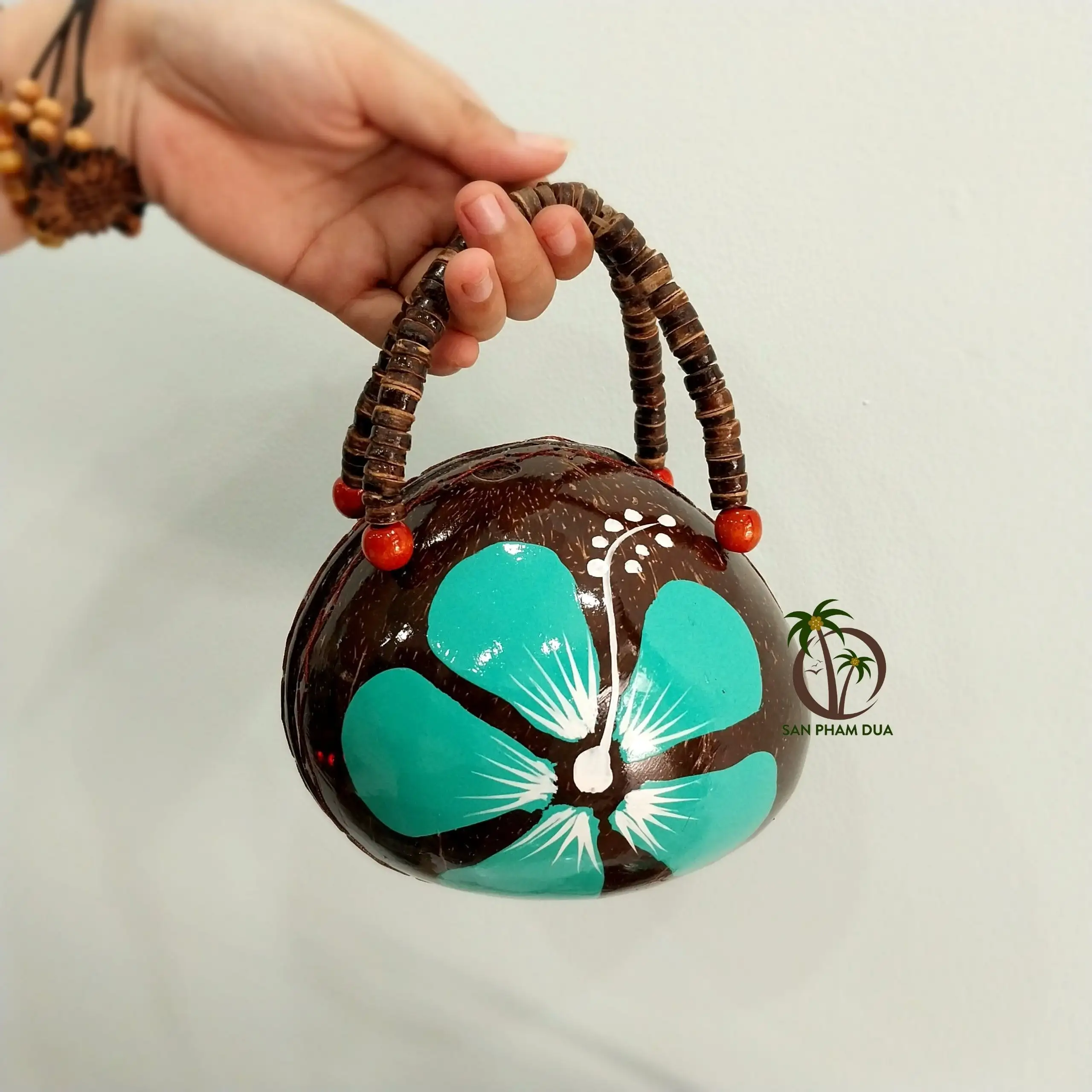 Bolsa de mão feminina feita de concha de coco pode ser projetada pelas cores necessárias bolsa de côco