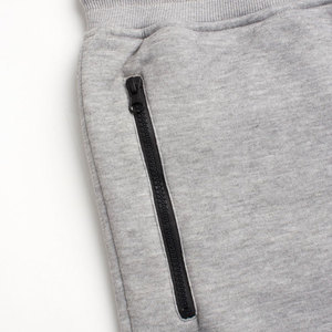 Pantalones cortos de hombre hechos a medida Color sólido High Street Style Hecho directamente en Pakistán a la venta - Product Image 3