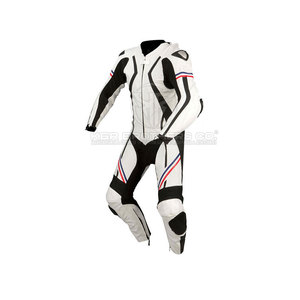 Combinaison de moto d'hiver en cuir tout temps avec finition résistante à l'eau Panneaux d'aération Options personnalisées Approuvée pour la course - Product Image 3