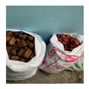 Jouet à empiler en bois Tumi Ishi fait à la main pour les enfants pour profiter des défis d'équilibre et du jeu imaginatif - Product Image 2