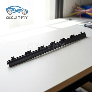 17118625434 Kühler-Untere Befestigungsdichtung für BMW 3er Serie F30 LCI F31 LCI Kühlsystem-Ersatz - Product Image 2