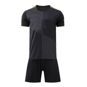 Uniforme de football à sublimation à la mode pour hommes et ensemble d'uniformes de football respirants extensibles en polyester 100% pour Offre Spéciale - Product Image 1