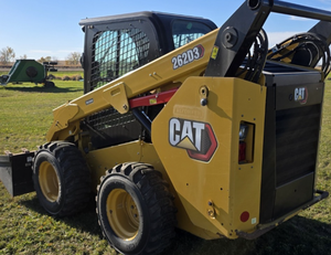 Cargadora Compacta CAT 262D3 con Cucharón Delantero, Maquinaria de Construcción Compacta, Motor y Caja de Cambios Automáticas, Precio Bajo, en Stock - Product Image 4