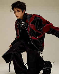 Nouveautés Veste d'art cyberpunk personnalisée Veste Techwear Veste en cuir unisexe à impression personnalisée - Product Image 3