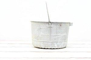 Jardinière galvanisée classique personnalisée à l'antique pour la maison, le jardin et la décoration Jardinière de sol en seau en métal galvanisé - Product Image 4