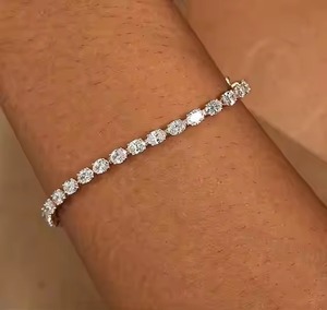 Hermosa pulsera de tenis de diamantes cultivados en laboratorio de oro de 14K y 18K, joyería nupcial perfecta con moissanita Ovalada para bodas - Product Image 2