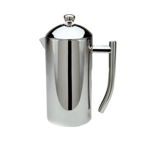 Pichet à eau en acier inoxydable de haute qualité, finition durable et antirouille, parfait pour servir dans la cuisine, les restaurants et les hôtels. - Product Image 6