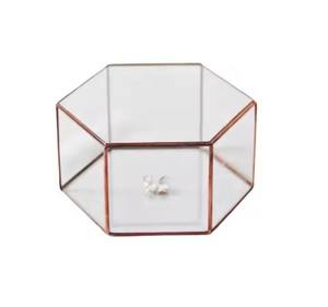 Joyero de Metal Estilo Vintage con Forma Hexagonal para Guardar Joyas en Casa, Elegante Caja para Joyas - Product Image 1