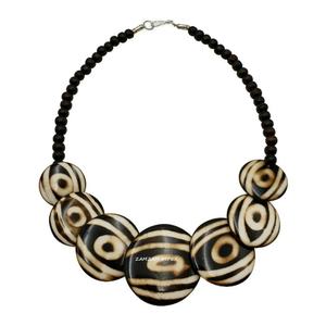2025 nouveauté bijoux africains résine corne de buffle collier bavoir avec impression batik - Product Image 5