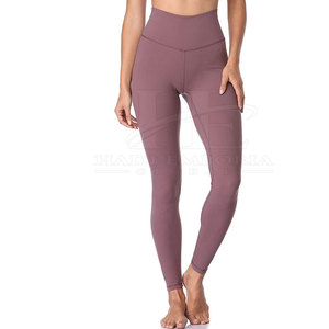Leggings élégants et stylés pour femmes avec ceinture élastique, design confortable pour la maison et les activités de plein air - Product Image 6