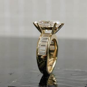 Anillo de Compromiso con Diamante Cultivado en Laboratorio, Corte Marquesa, 2.60 CTW, VS1, con Banda de Baguette, Certificado IGI, Anillo de Boda para Mujer, Joyería para Fiestas - Product Image 4