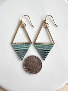 Cuentas de cristal modernas y pendientes de repetición con diseño turquesa y flecos en cascada, regalo de joyería único de MS Handicraft - Product Image 4