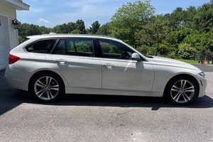 บีเอ็มดับเบิลยู 330i xDrive สปอร์ตแวกอน ปี 2017 ระบบขับเคลื่อนสี่ล้อ - Product Image 4
