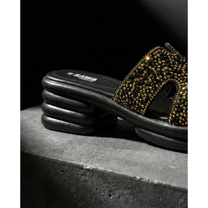 รองเท้าสไลด์แบบแพลตฟอร์มประดับคริสตัลรุ่น 456 BK - Product Image 4